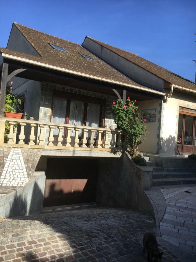 Appartement Independant Chez L'Habitant Bezons Bagian luar foto